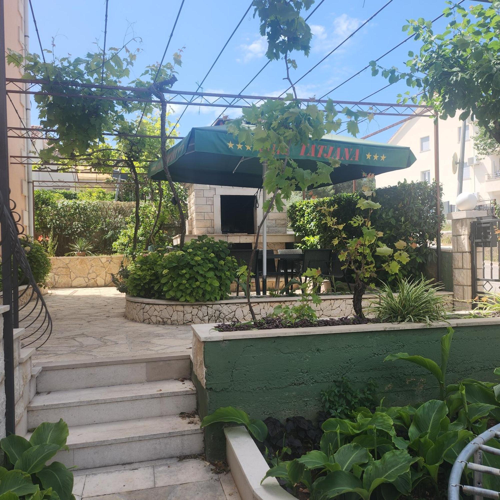 Rooms & Studio Villa Tatjana Supetar Luaran gambar