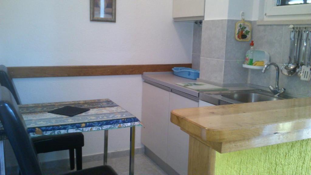Rooms & Studio Villa Tatjana Supetar Bilik gambar