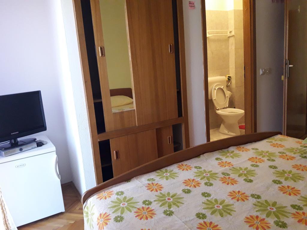 Rooms & Studio Villa Tatjana Supetar Luaran gambar