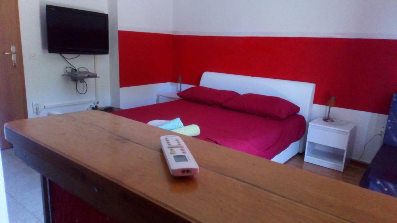 Rooms & Studio Villa Tatjana Supetar Luaran gambar
