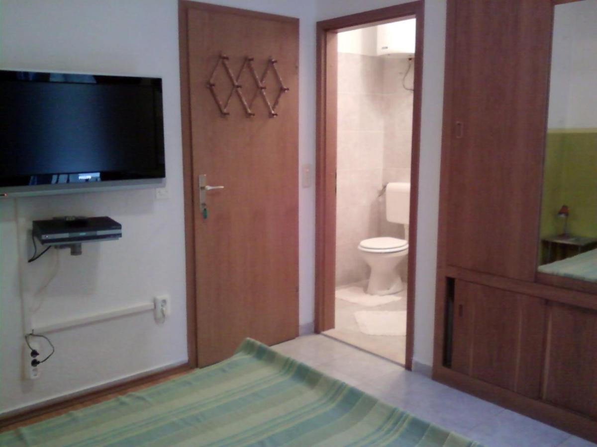 Rooms & Studio Villa Tatjana Supetar Bilik gambar